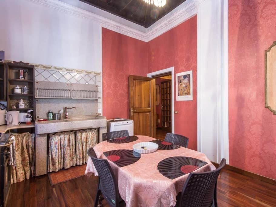 Luxury Spanish Steps