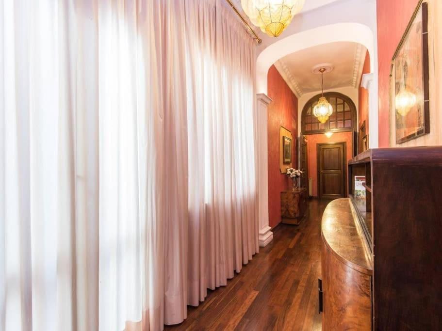 Luxury Spanish Steps Apartment