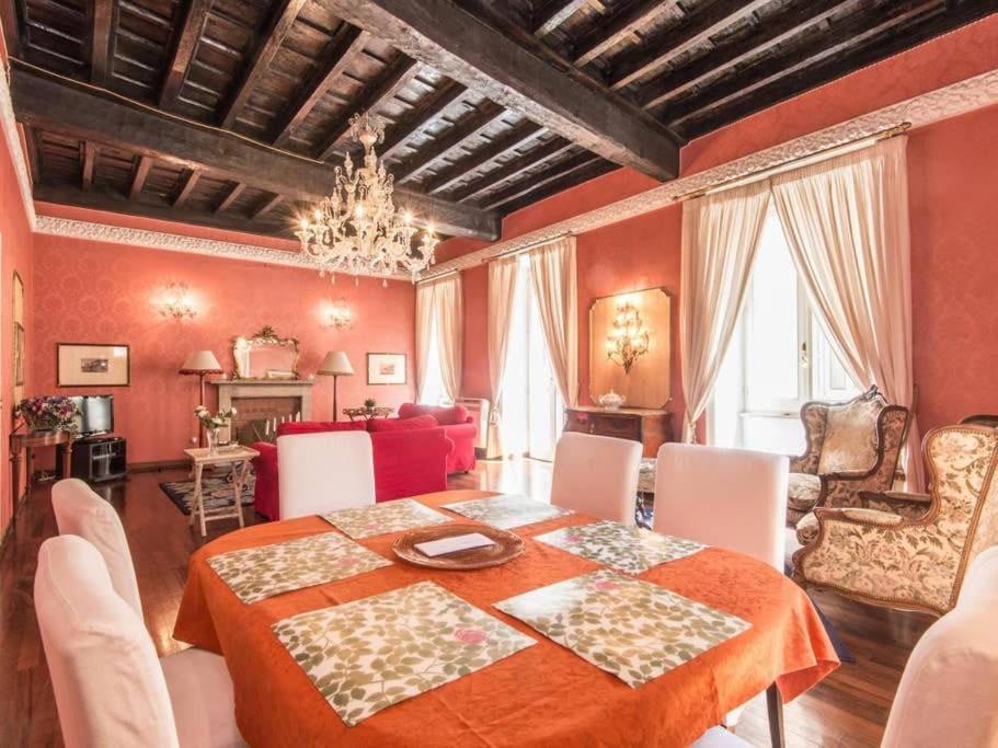 Luxury Spanish Steps Apartment *