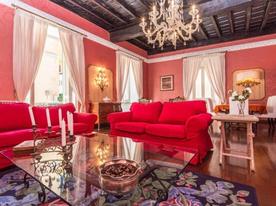 Luxury Spanish Steps Apartment